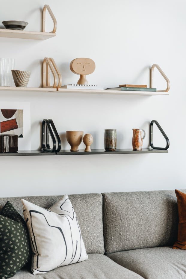 112B Wall Shelf by Artek, in situ