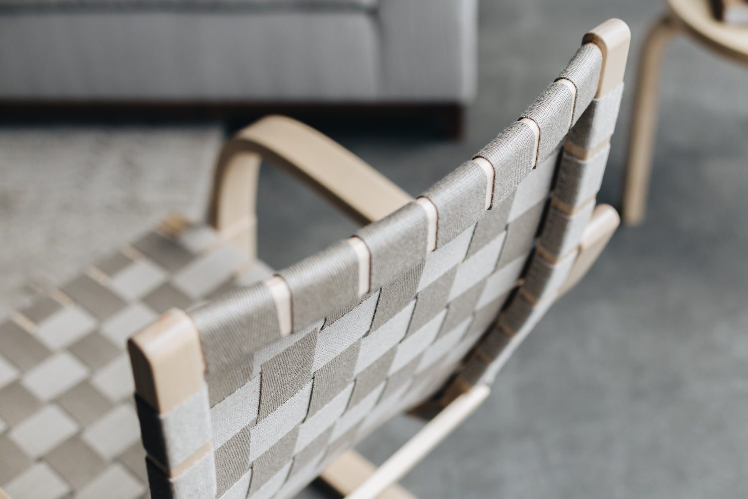 406 Chair by Artek, detail