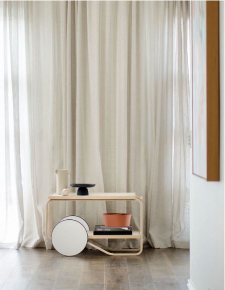 901 Tea Trolley by Artek, in situ, view 4