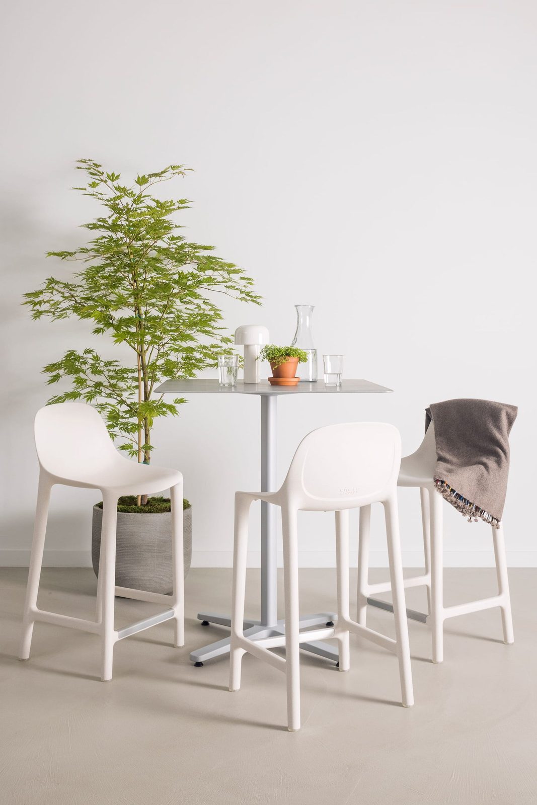 Broom Stool by Emeco, detail