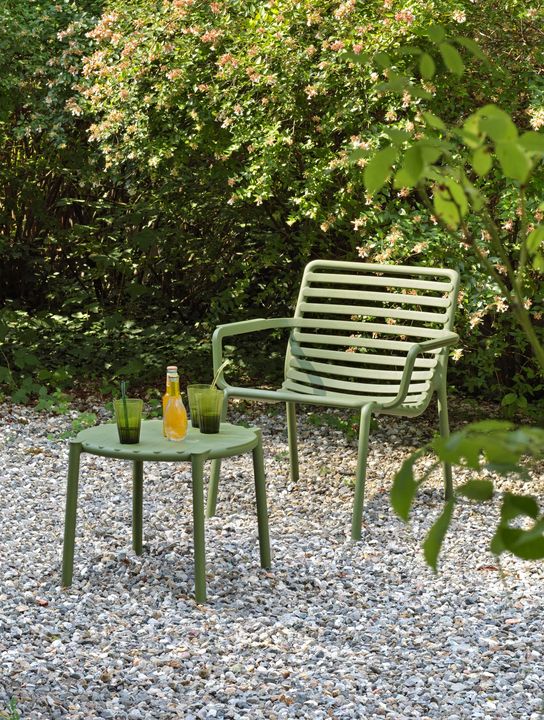 Doga Relax Lounge Chair by Nardi, in situ