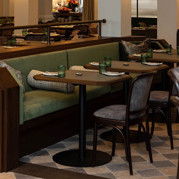 Hoffmann Chair by Thonet, in situ, view 5