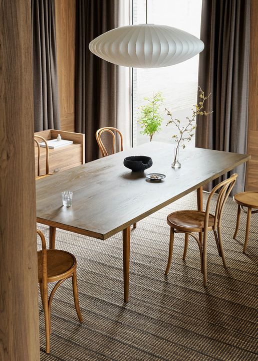 No. 18 Chair by Thonet, in situ, view 6
