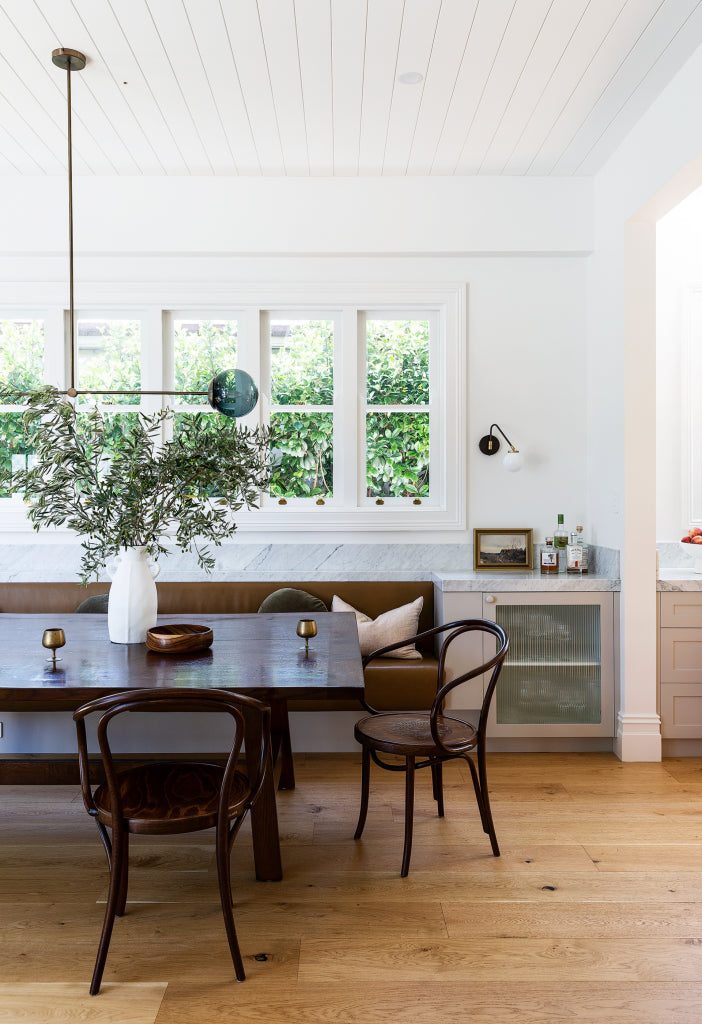 No. B9 Le Corbusier Armchair With Hoop by Thonet, in situ