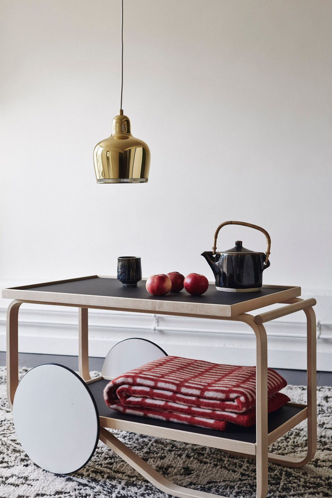 Pendant Lamp A330S "Golden Bell" by Artek, detail