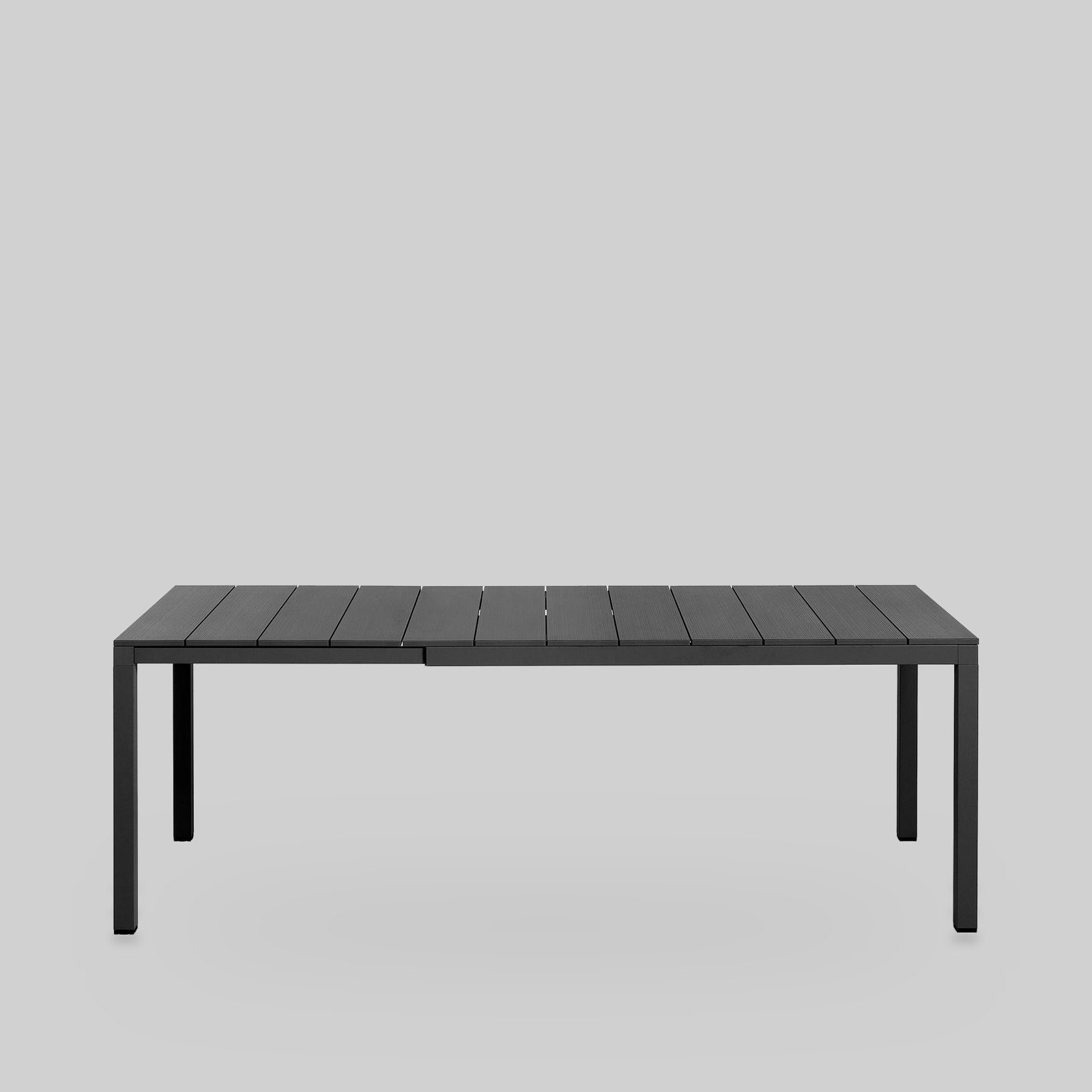Rio Alu 140/210 Extendable Table by Nardi
