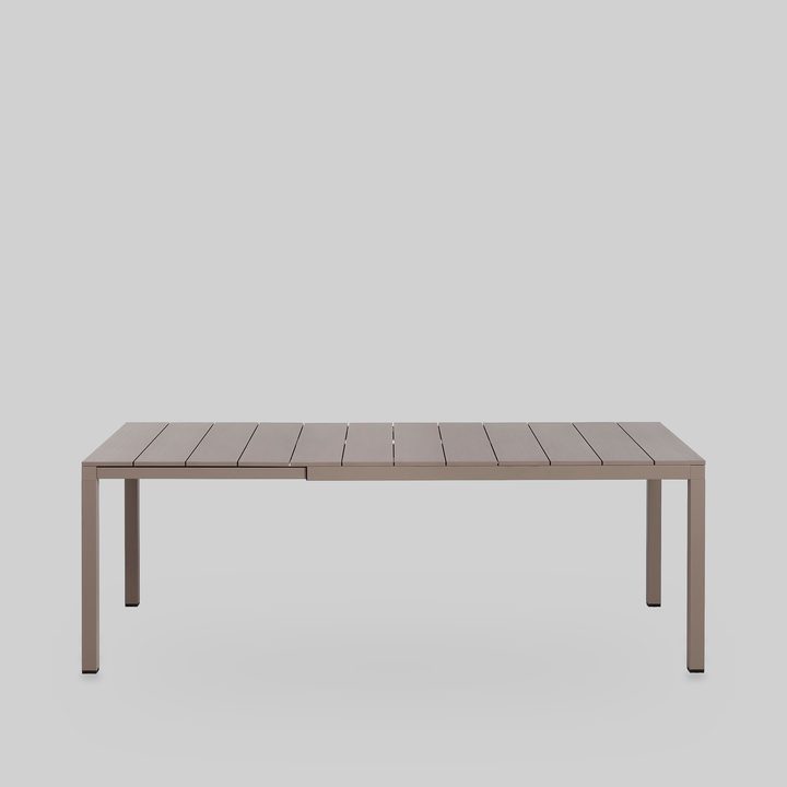 Rio Alu 140/210 Extendable Table by Nardi, view 2