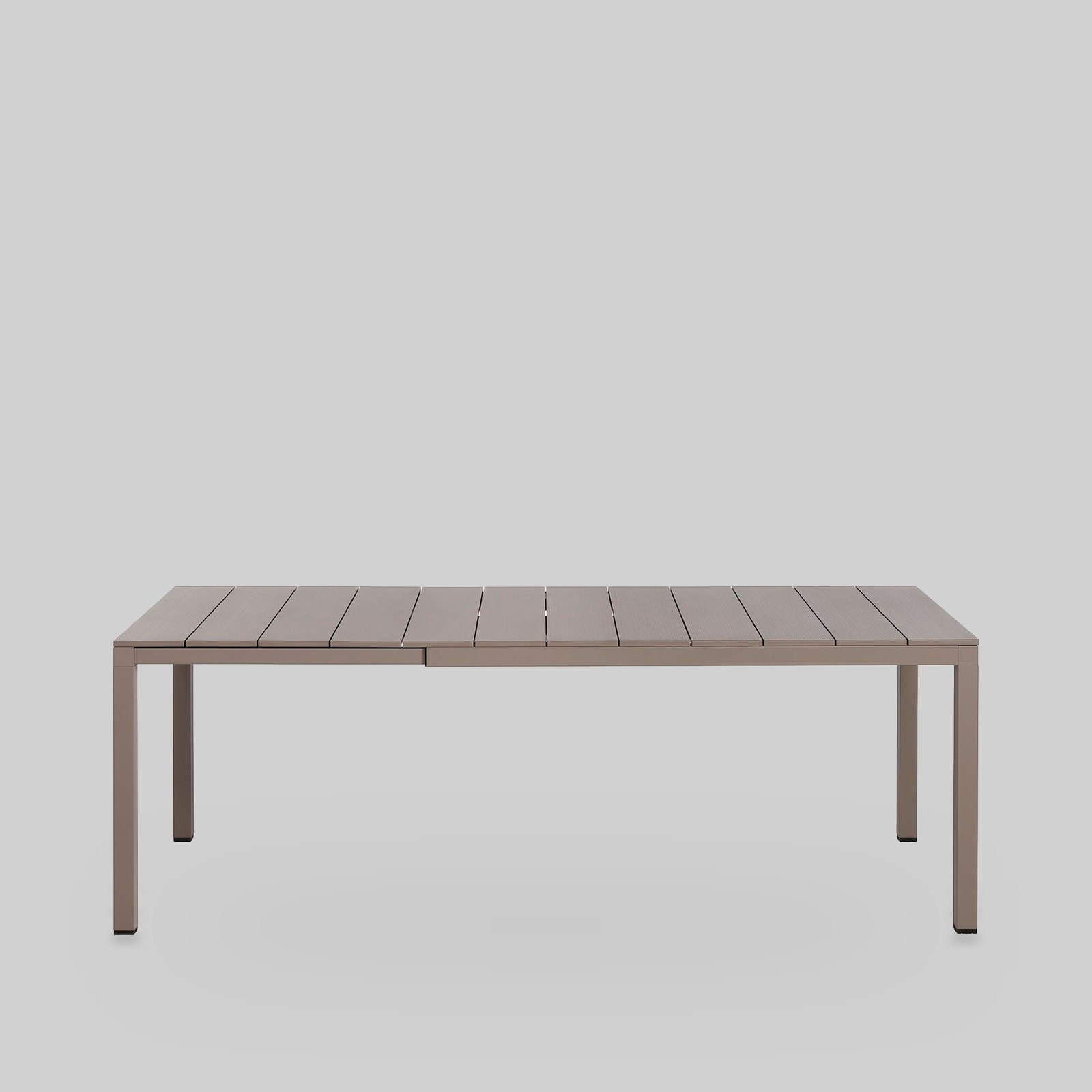 Rio Alu 140/210 Extendable Table by Nardi