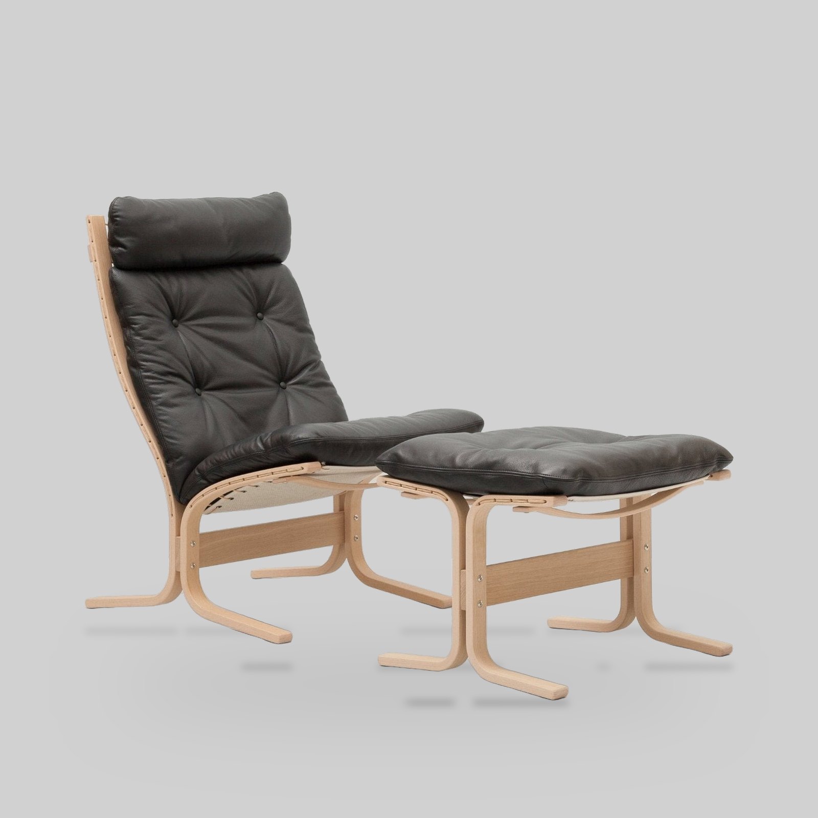 Siesta 300 Classic Chair High Back by LK Hjelle