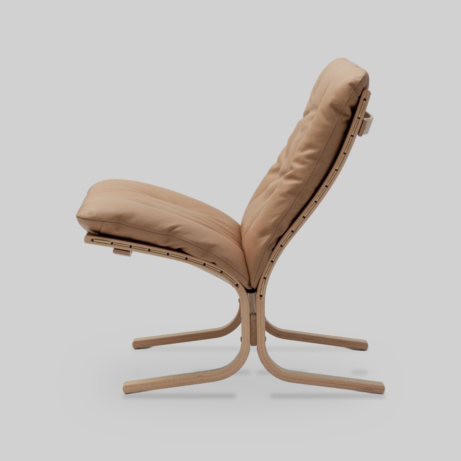 Siesta 302 Classic Chair Low Back by LK Hjelle