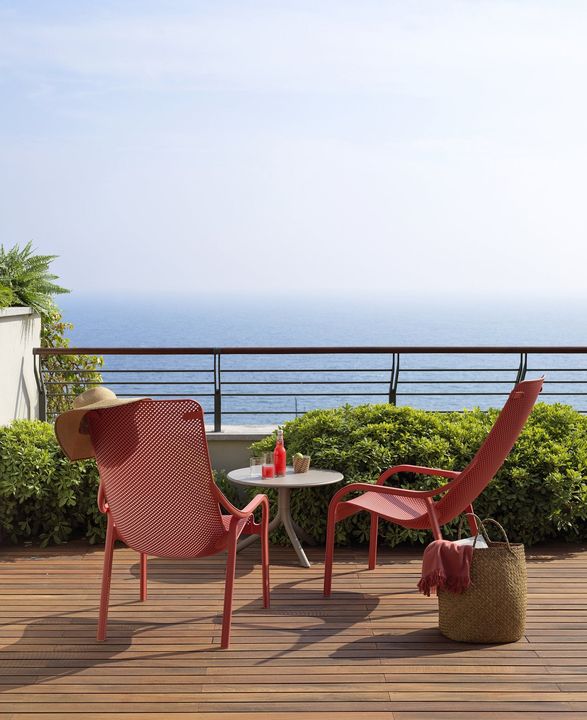 Spritz Table by Nardi, in situ