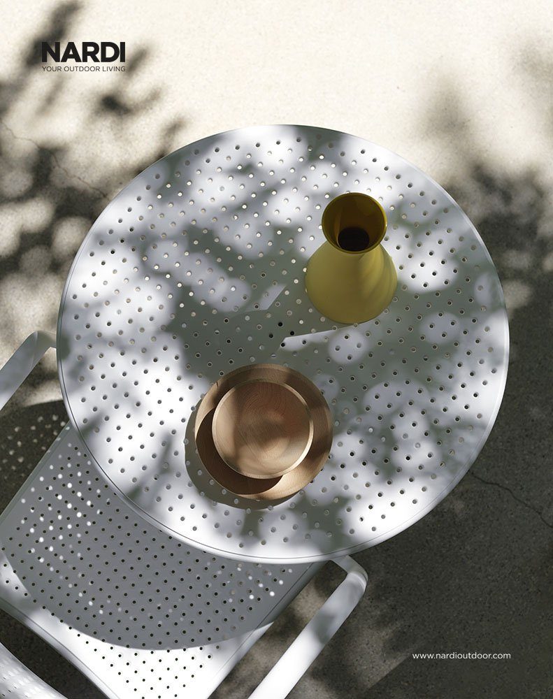 Step Table by Nardi, in situ