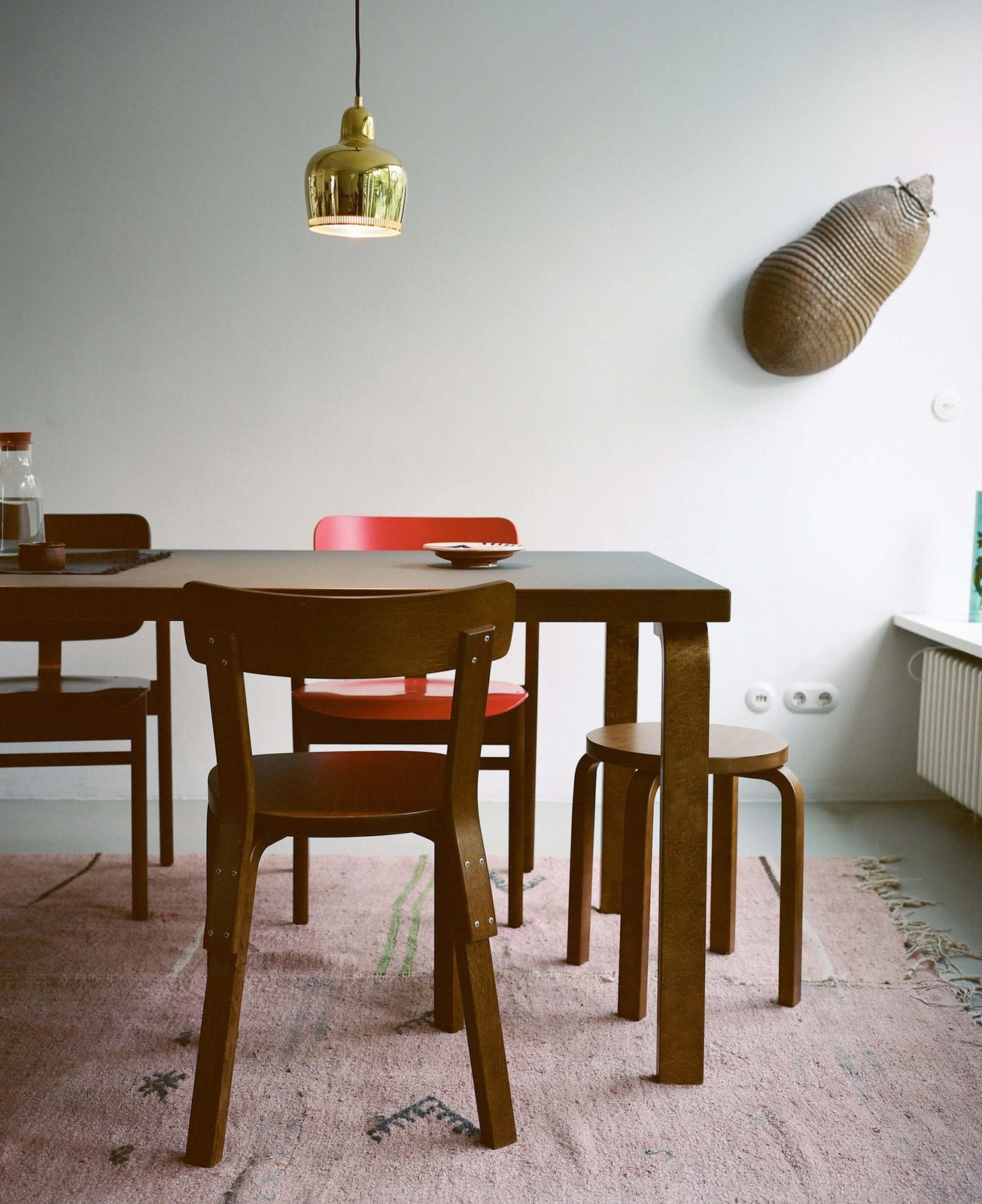 Stool E60 by Artek, in situ