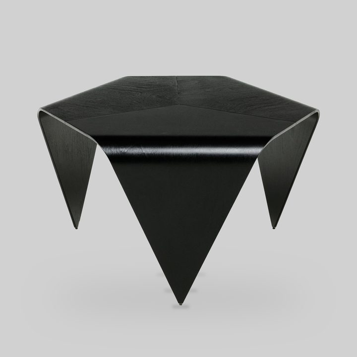 Trienna Table by Artek, view 3