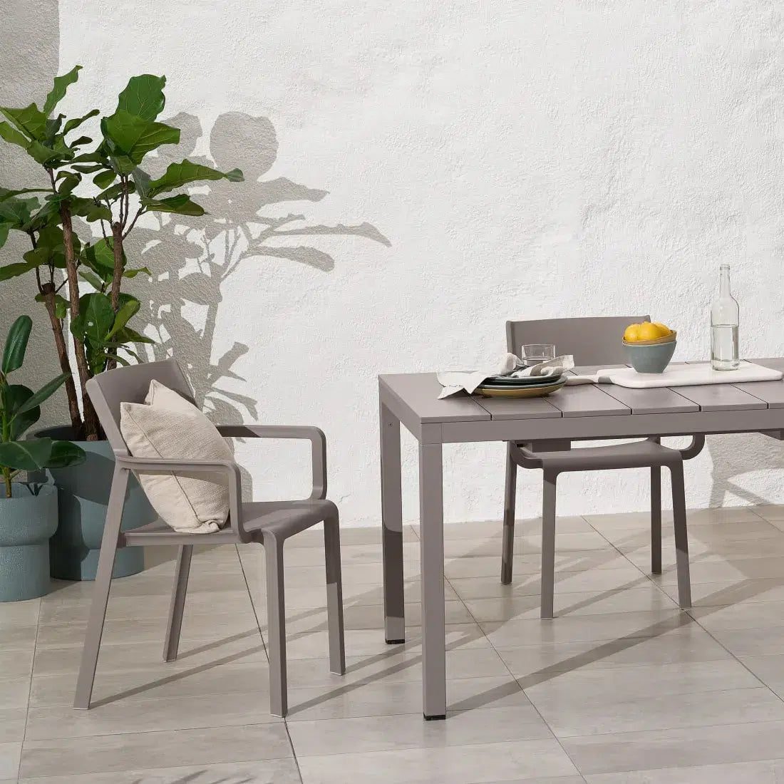 Trill Armchair by Nardi, in situ