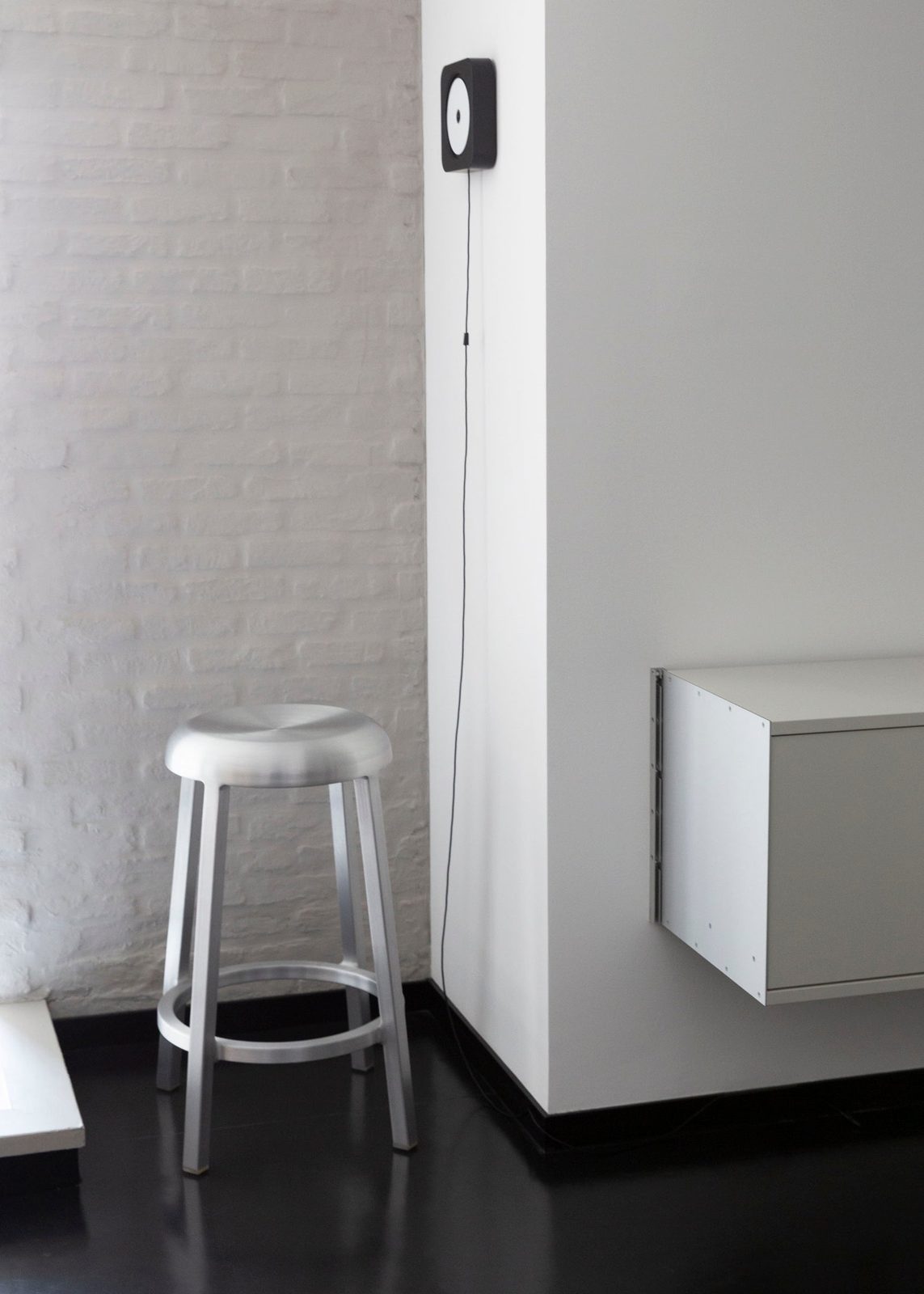 Za Barstool by Emeco, in situ